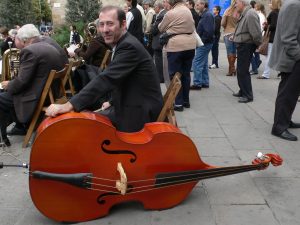 celloman-in-pause-1420972