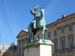 king-louis-at-versailles-1553663