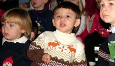 kids-singing-christmas-songs-1438089