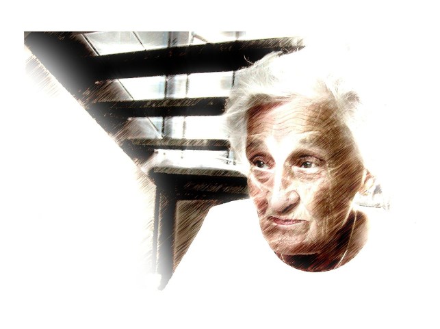 woman-441415_1920-geralt