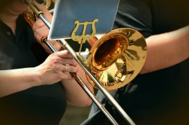 trumpet-1495108_1920_congerdesign